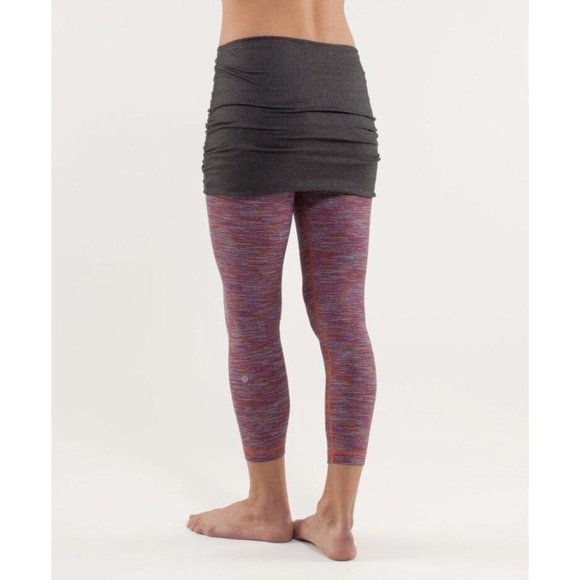 Lululemon Yin To You Crop Wee Are From Space Black March Multi / Black. Size 4 - Picture 10 of 10